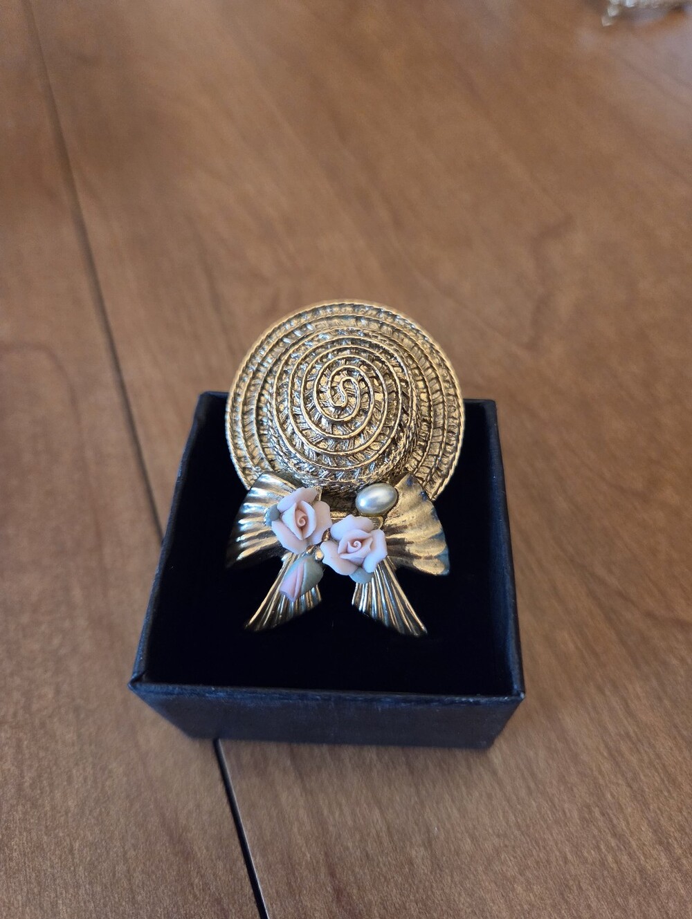 Vintage Brooch